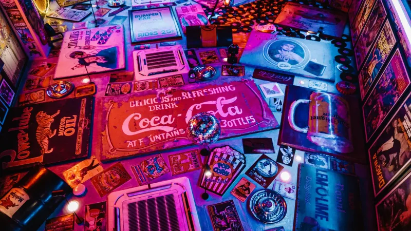 Buzz, Baby, Buzz: Inside the Glowing Obsession Driving America's Neon Sign Collectors Absolutely Feral